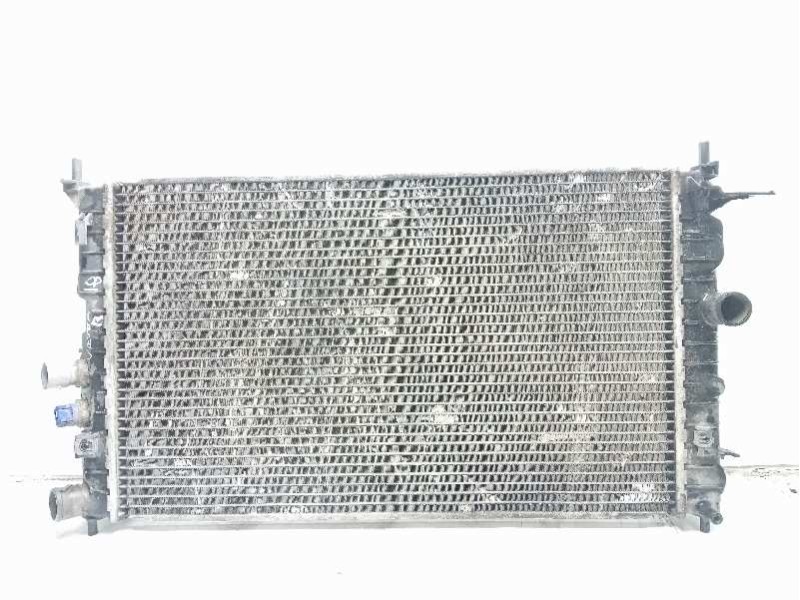 Recambio de radiador agua para opel vectra b berlina 1.8 16v referencia OEM IAM 52479099  