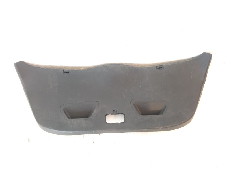 Recambio de tapa maletero para kia cee´d 1.6 crdi cat referencia OEM IAM 817501H010EQ  