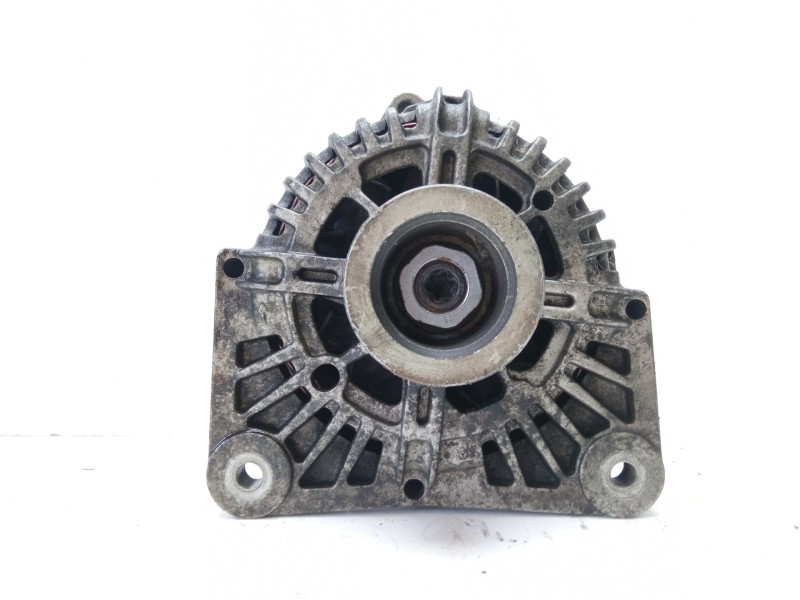 Recambio de alternador para renault megane ii berlina 3p 1.9 dci diesel referencia OEM IAM C542818R  