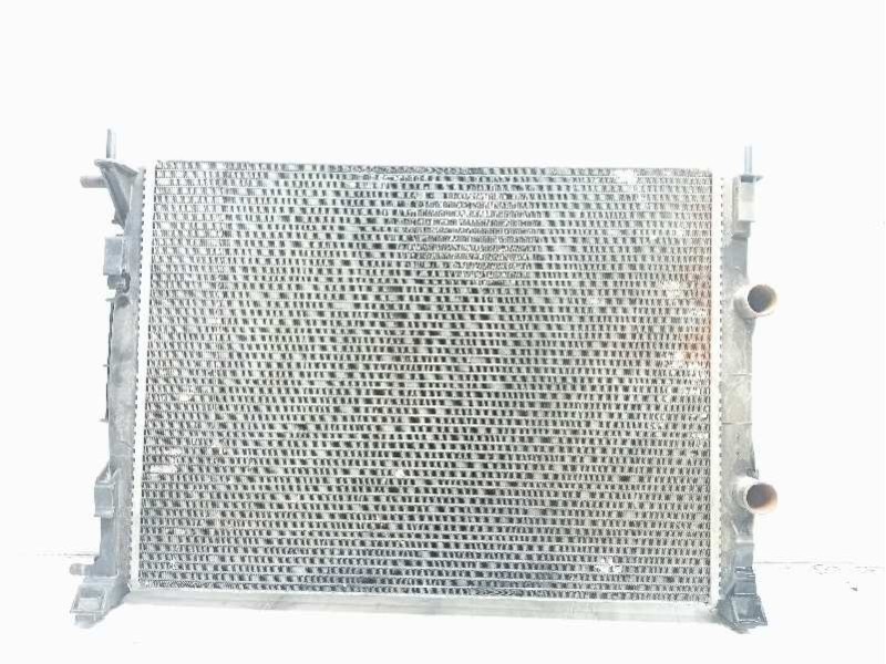 Recambio de radiador agua para renault megane ii berlina 5p 2.0 referencia OEM IAM 7700425842  