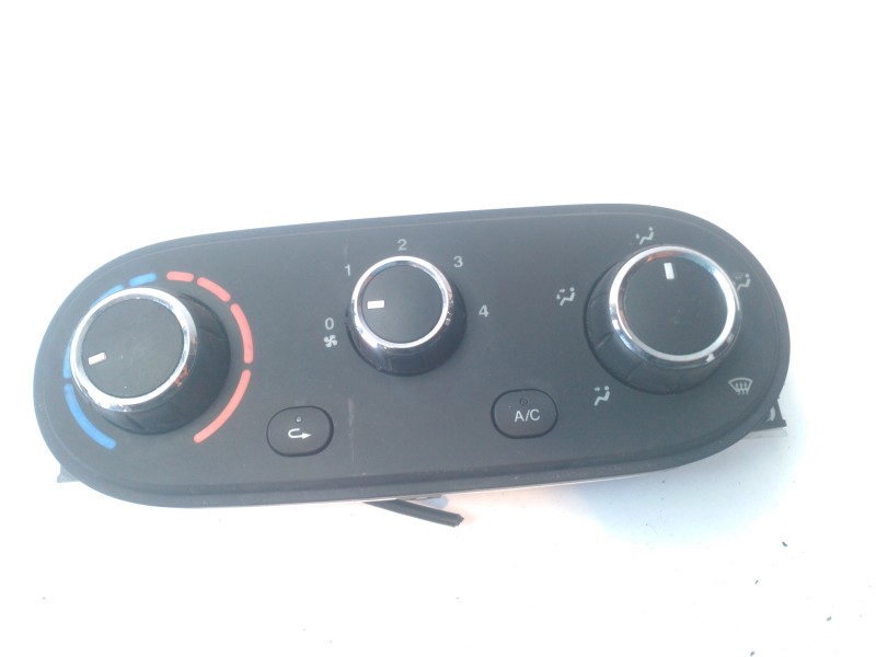 Recambio de mando calefaccion / aire acondicionado para iveco daily furgón 2.3 diesel referencia OEM IAM 42569389 5S9040200 