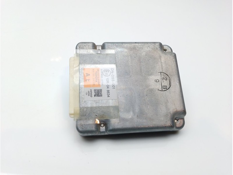 Recambio de modulo electronico para lexus rc referencia OEM IAM 8815024100  
