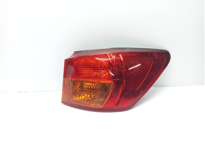 Recambio de piloto trasero derecho para lexus is200 (ds2/is2) 2.2 d-cat referencia OEM IAM 8155153210  