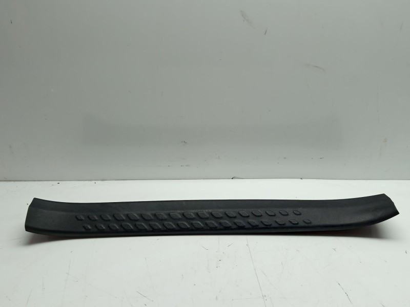 Recambio de moldura para toyota c-hr referencia OEM IAM 67914F4010C1 67914F4010 