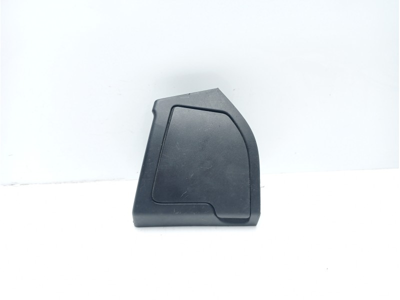 Recambio de moldura para nissan x-trail (t31) le referencia OEM IAM 68431JG00A  