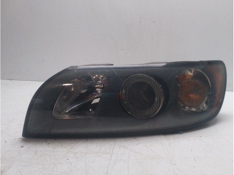 Recambio de faro izquierdo para volvo v50 familiar 1.6 d kinetic referencia OEM IAM 31335221  