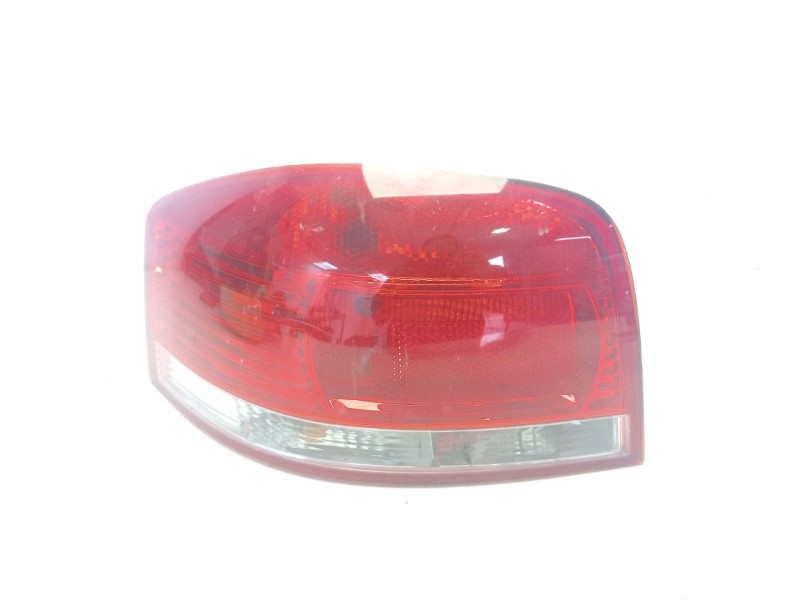 Recambio de piloto trasero izquierdo para audi a3 (8p) referencia OEM IAM 8P0945095  