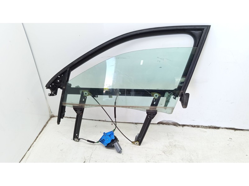 Recambio de elevalunas delantero izquierdo para audi a4 berlina (8e) 2.0 tdi 16v (103kw) referencia OEM IAM 8E0837461C  