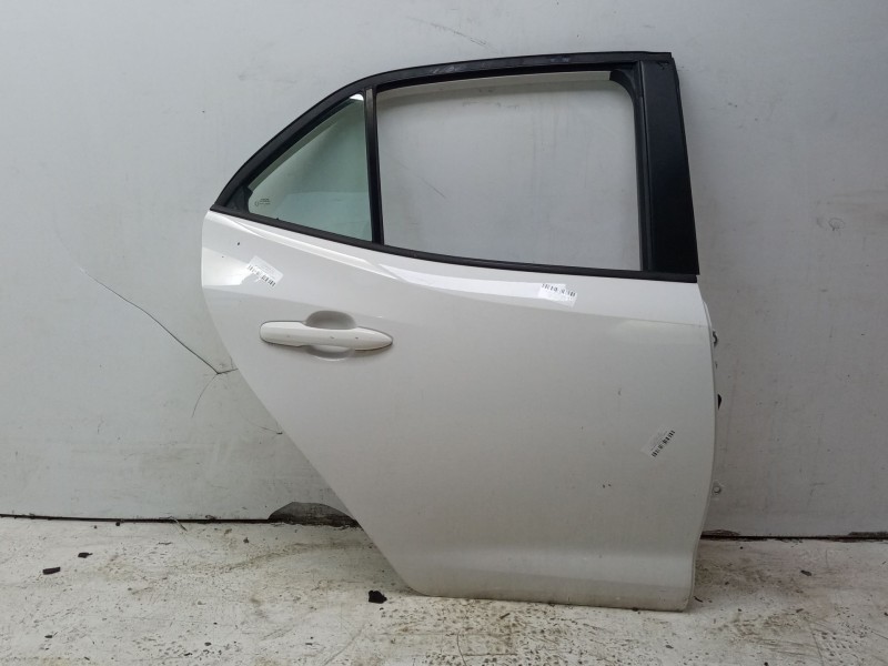 Recambio de puerta trasera derecha para toyota corolla (e21) hybrid advance referencia OEM IAM 6700302540  