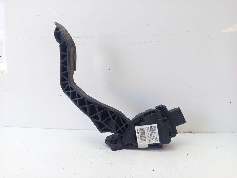 Recambio de pedal acelerador para peugeot 208 referencia OEM IAM 1601CW  