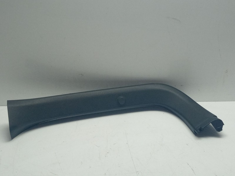 Recambio de moldura para toyota c-hr referencia OEM IAM 67937F4010C1 68937F4010 