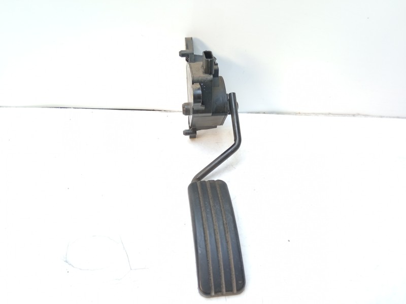 Recambio de pedal acelerador para renault scenic ii 1.9 dci diesel referencia OEM IAM 8200159647  