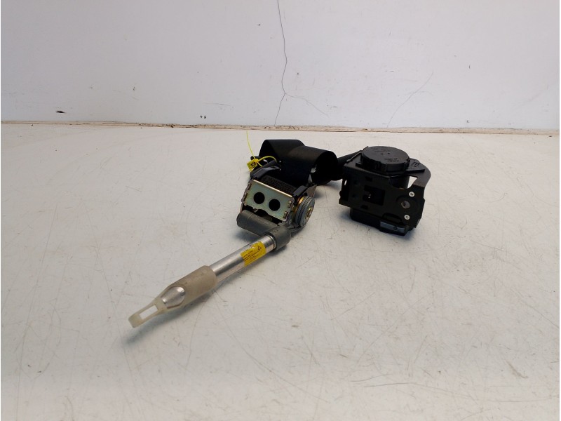 Recambio de cinturon seguridad trasero izquierdo para bmw 7 (e65, e66, e67) 730 d referencia OEM IAM 72119132837  