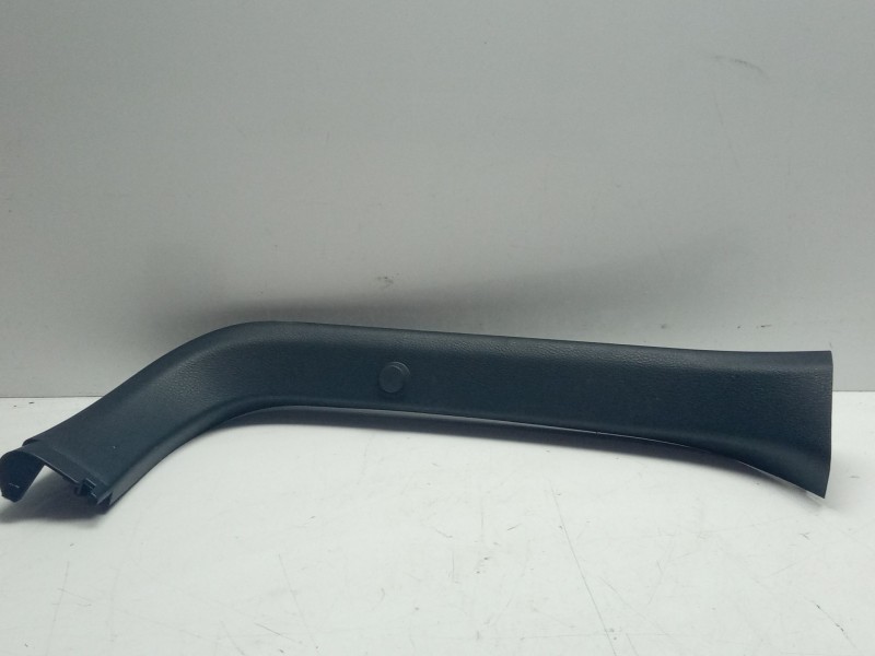 Recambio de moldura para toyota c-hr referencia OEM IAM 67938F4010C1 67938F4010 