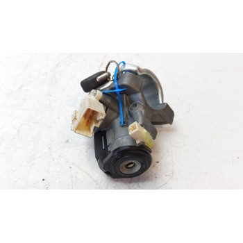 CONMUTADOR DE ARRANQUE 4502002231 / 690570F080 