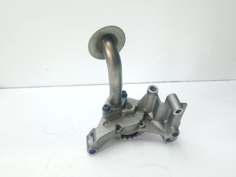 Recambio de bomba aceite para seat altea xl (5p5) family referencia OEM IAM 038115105C 038115121A 