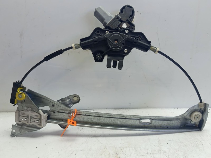Recambio de elevalunas delantero derecho para toyota corolla (e21) hybrid advance referencia OEM IAM 6981002721  