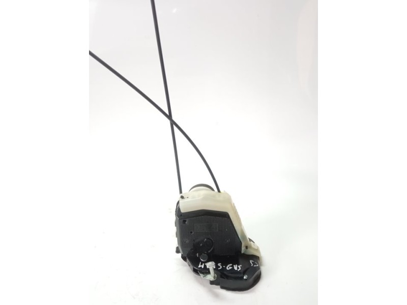Recambio de cerradura puerta trasera derecha para toyota yaris 1.3 16v cat referencia OEM IAM 690500D060  