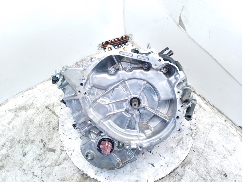 Recambio de caja cambios para toyota yaris 1.5 16v cat referencia OEM IAM 309000D020 3CH122 