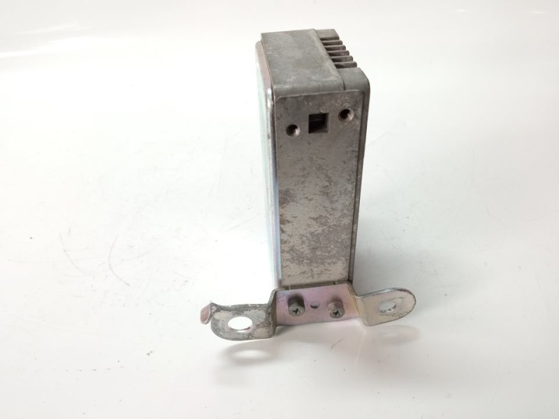 Recambio de modulo electronico para toyota yaris 1.3 16v cat referencia OEM IAM G92C052011  
