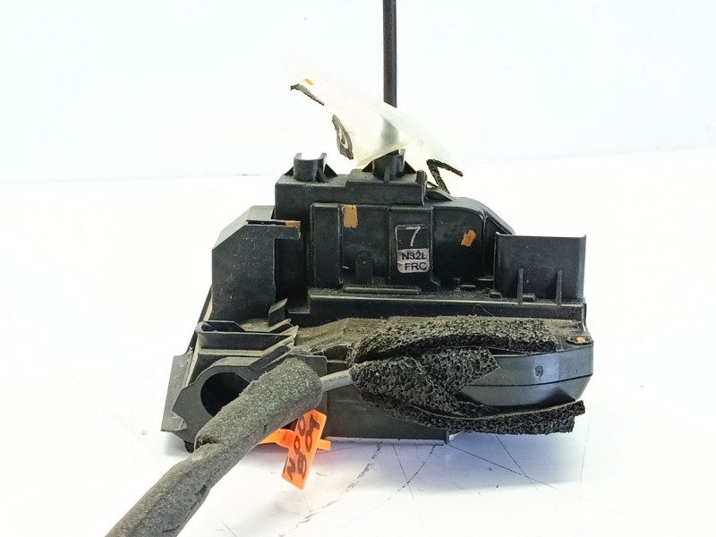 Recambio de cerradura puerta delantera derecha para nissan qashqai (j10) 360 referencia OEM IAM 80500EY11D  