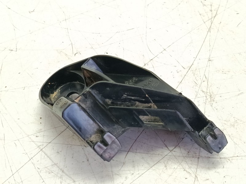 Recambio de moldura para toyota c-hr referencia OEM IAM 52563F4010  