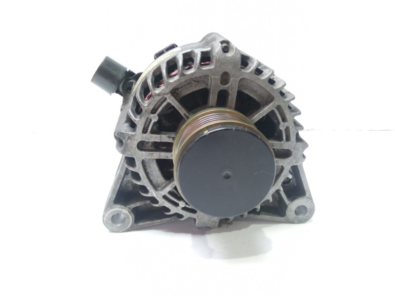 Recambio de alternador para ford fiesta (cbk) 1.4 tdci cat referencia OEM IAM 2S6TAA  