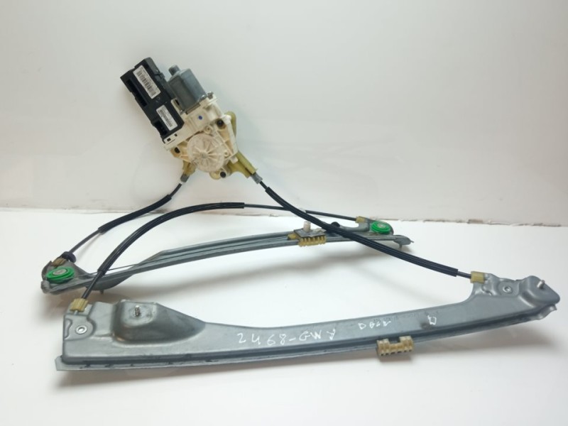 Recambio de elevalunas delantero derecho para renault laguna iii 1.5 dci diesel fap referencia OEM IAM 807000002R 807300001R 978