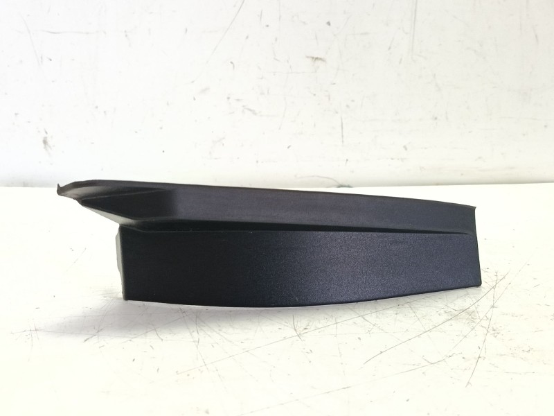 Recambio de moldura para toyota c-hr referencia OEM IAM 81497F4010  