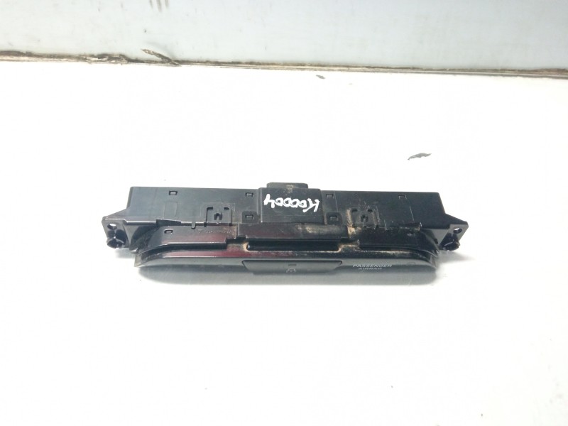 Recambio de interruptor para hyundai i30 (pd) 1.0 tgdi cat referencia OEM IAM 93770G4000  