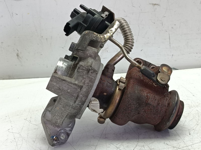 Recambio de turbocompresor para citroën c4 cactus 1.6 bluehdi 100 referencia OEM IAM 0375R0  