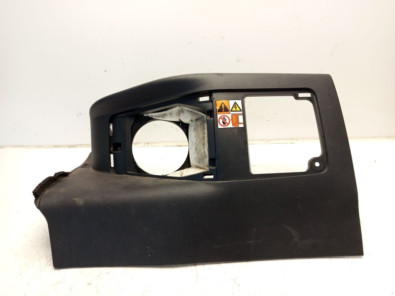 Recambio de moldura para toyota corolla (e21) referencia OEM IAM 7697402120C0 7697302020C0 7697302020