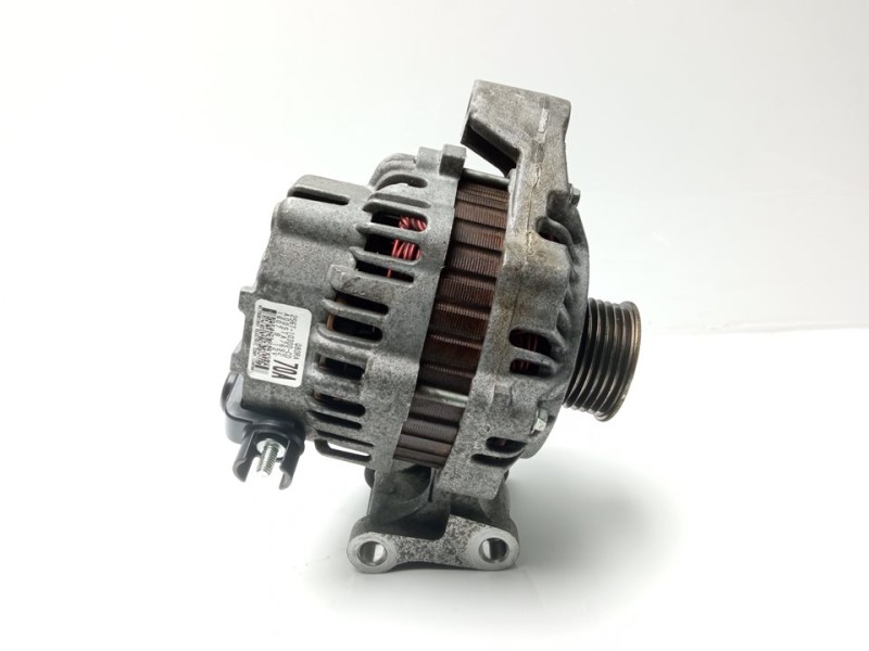 Recambio de alternador para ford fusion (cbk) ambiente referencia OEM IAM A005TA7692  
