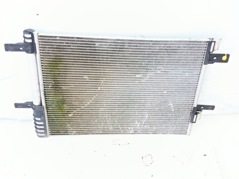 Recambio de condensador aire acondicionado para peugeot 3008 referencia OEM IAM 9817275680  