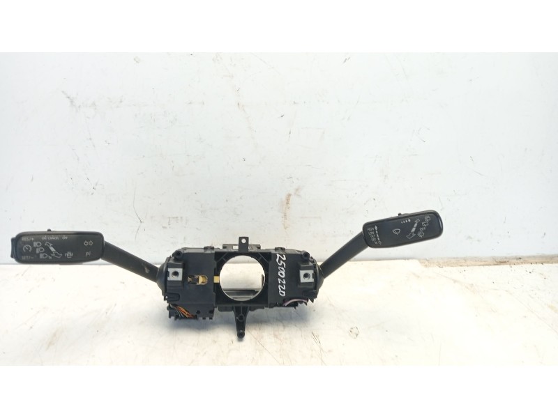 Recambio de mando limpia para seat ibiza v (kj1, kjg) 1.0 tsi referencia OEM IAM 2Q1953507LIGI  2Q1953507AE