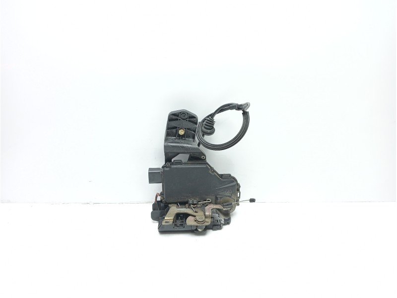 Recambio de cerradura puerta delantera derecha para volkswagen polo (9n3) 1.4 16v referencia OEM IAM 3B1837016BR  