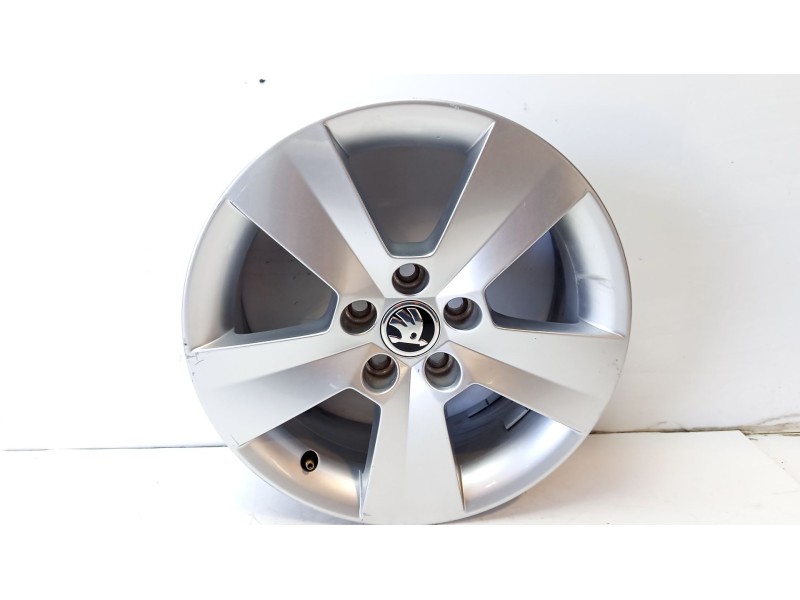 Recambio de llanta para skoda fabia iii (nj3) 1.0 referencia OEM IAM 5JA601025L8Z8  5JA601025N