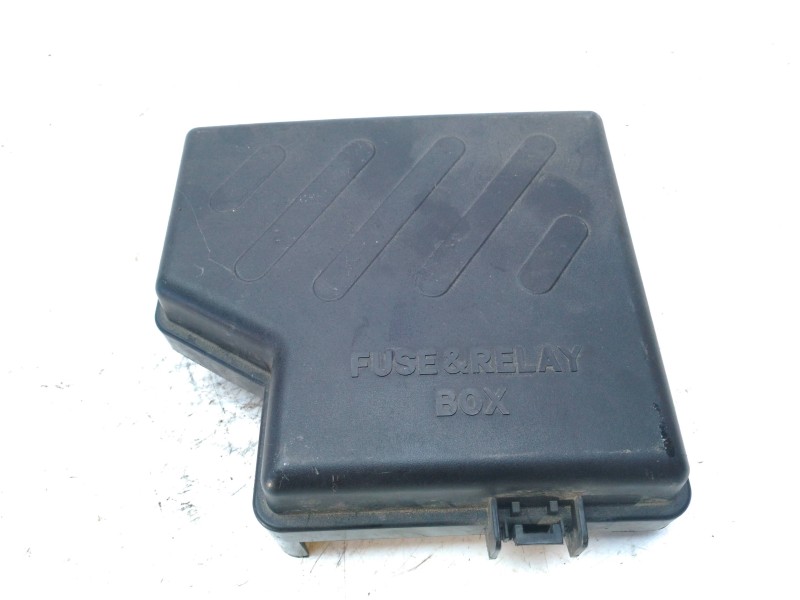 Recambio de moldura para hyundai santa fé ii furgoneta/suv (cm) crdi 4x4 referencia OEM IAM 911152B010  
