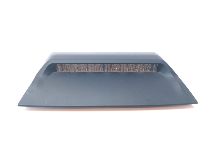 Recambio de luz central de freno para lexus is 2.5 16v cat (híbrido) referencia OEM IAM 8157030230  