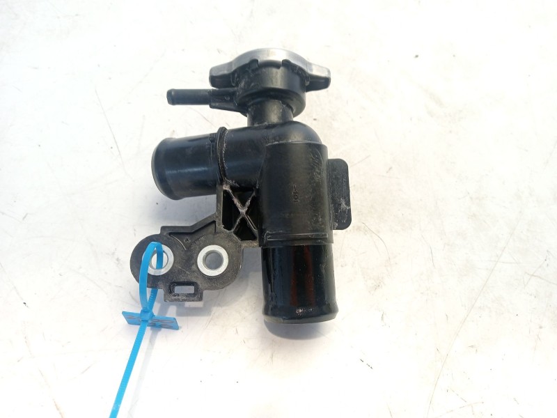Recambio de tapa cierre para toyota yaris cross (mxp_) 1.5 hybrid (mxpj10) referencia OEM IAM 16502K0040  