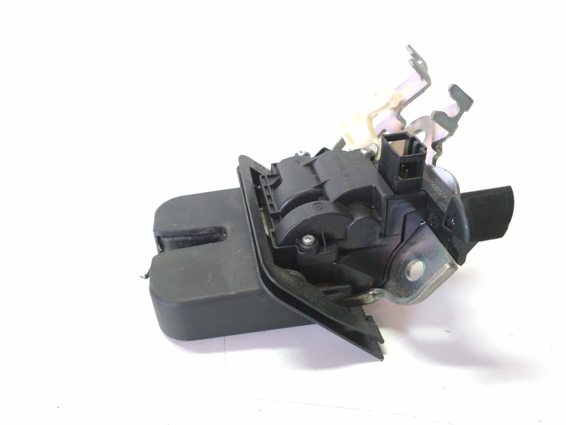 Recambio de cerradura maletero / porton para seat leon st (5f8) style plus referencia OEM IAM 5E0827505A  
