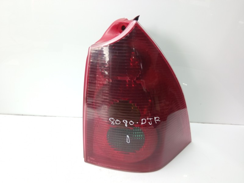 Recambio de piloto trasero derecho para peugeot 307 berlina (s2) d-sign referencia OEM IAM 6351Q6 26674T0206 