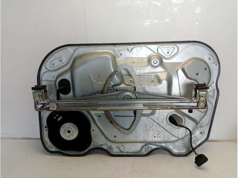 Recambio de elevalunas delantero izquierdo para ford focus lim. (cb4) referencia OEM IAM 984570202  