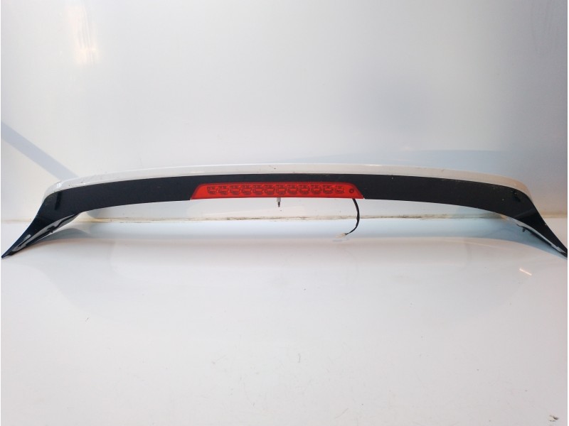 Recambio de aleron trasero para hyundai tucson 1.6 crdi cat referencia OEM IAM 8721107000  