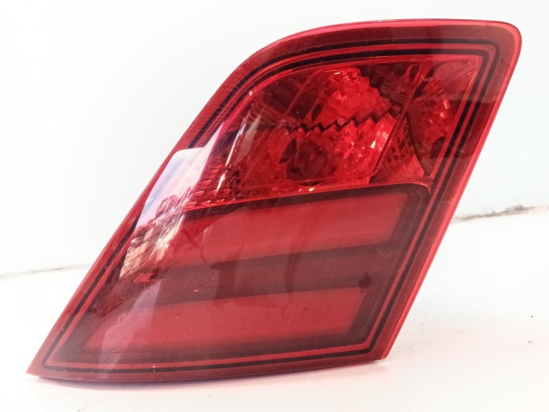 Recambio de piloto trasero izquierdo interior para peugeot 308 access referencia OEM IAM 9677818380  81260101