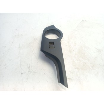 MANDO ELEVALUNAS TRASERO DERECHO 74271F4010 
