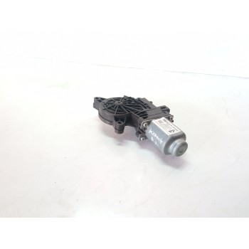 MOTOR ELEVALUNAS DELANTERO DERECHO 82460G4710 