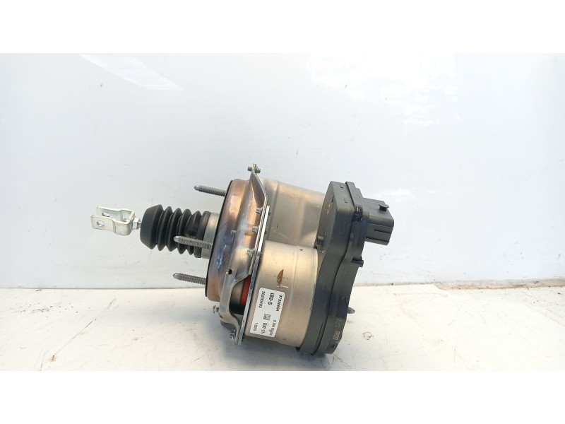 Recambio de servofreno para toyota yaris active referencia OEM IAM 472100D030  472100D010