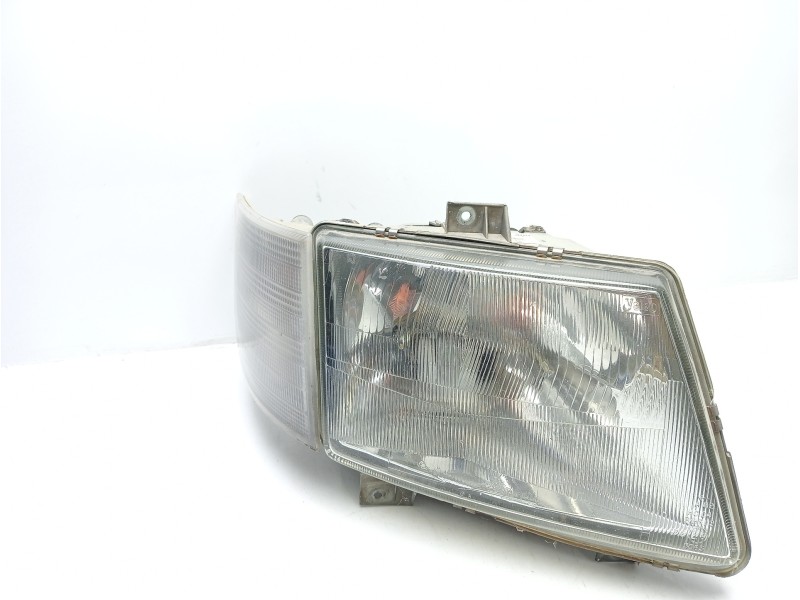 Recambio de faro derecho para mercedes-benz vito marco polo (638) 112 cdi referencia OEM IAM 6388200161K2  