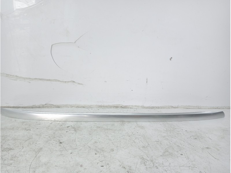 Recambio de moldura para lexus ux (za10) referencia OEM IAM 6346076010  